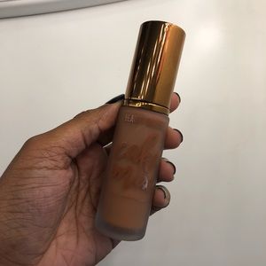 Beauty Bakerie Foundation / 21
